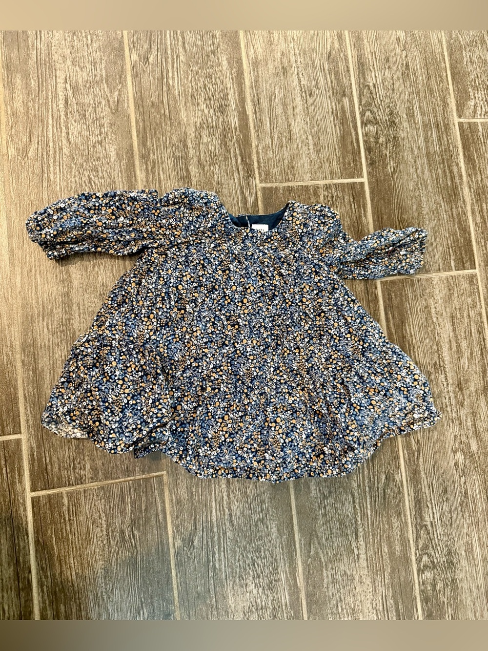 Size 3-6 baby GAP dress
